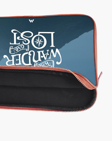 LOTR-Not All Who Wander Are Lost MacBook / Laptop Sleeve