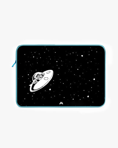 Calvin as Spaceman Spiff MacBook / Laptop Sleeve