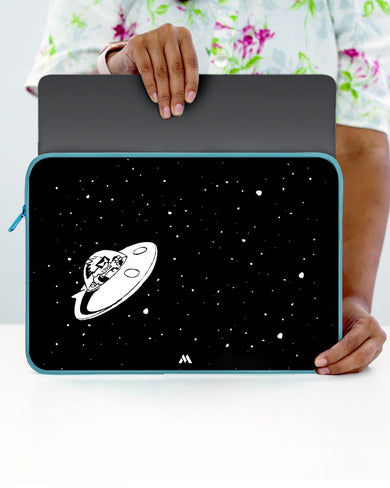 Calvin as Spaceman Spiff MacBook / Laptop Sleeve