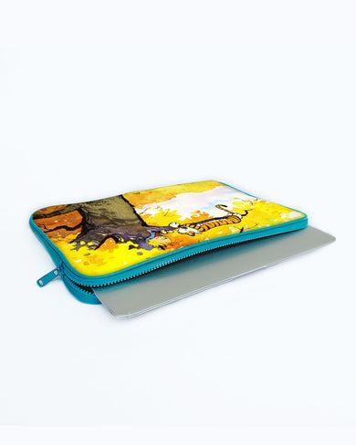 Calvin Hobbes Idyllic Life MacBook / Laptop Sleeve