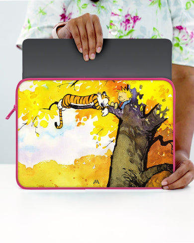 Calvin Hobbes Idyllic Life MacBook / Laptop Sleeve