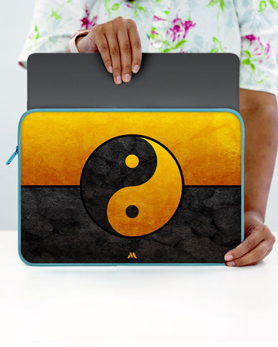 Yin-Yang in Gold MacBook / Laptop Sleeve