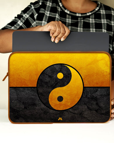 Yin-Yang in Gold MacBook / Laptop Sleeve