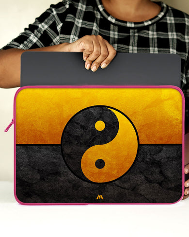 Yin-Yang in Gold MacBook / Laptop Sleeve