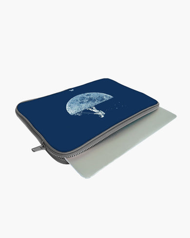 Moonscaping MacBook / Laptop Sleeve
