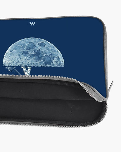 Moonscaping MacBook / Laptop Sleeve