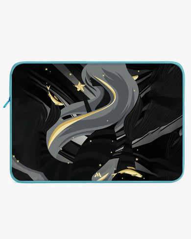 Lady Sunset MacBook / Laptop Sleeve