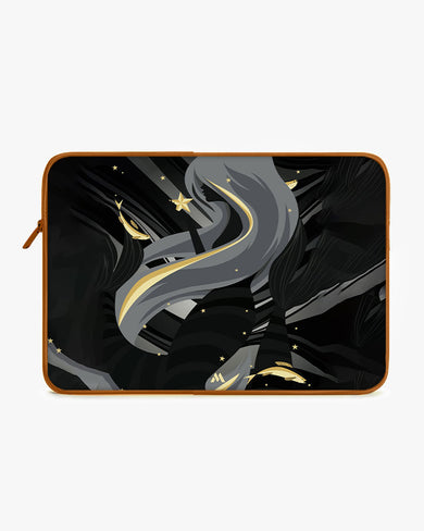 Lady Sunset MacBook / Laptop Sleeve