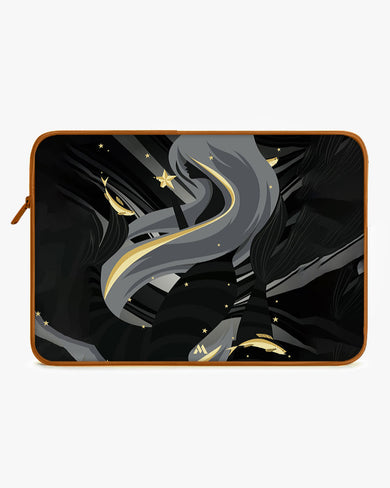 Lady Sunset MacBook / Laptop Sleeve