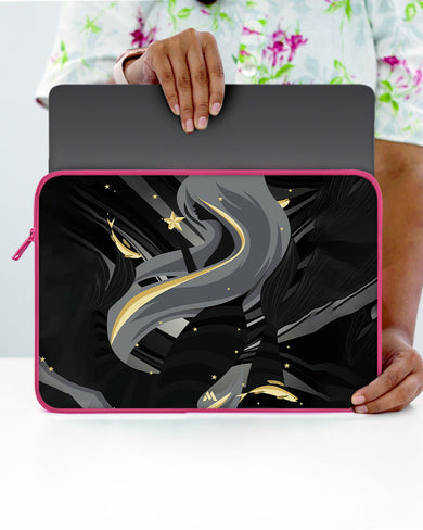 Lady Sunset MacBook / Laptop Sleeve