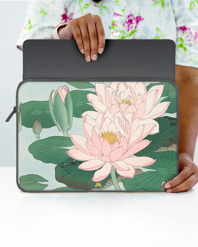 Water Lily [Ohara Koson] MacBook / Laptop-Sleeve