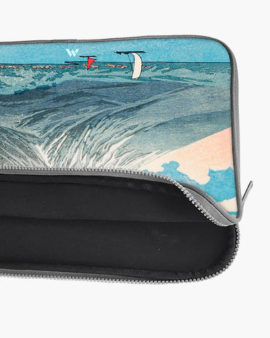 Mount Fuji from Lake Yamanaka [Hiroaki Takahashi] MacBook / Laptop-Sleeve