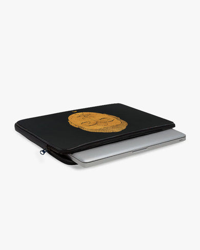 Head of Buddha [Reijer Stolk] MacBook / Laptop Sleeve
