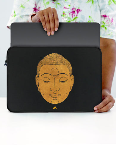 Head of Buddha [Reijer Stolk] MacBook / Laptop Sleeve