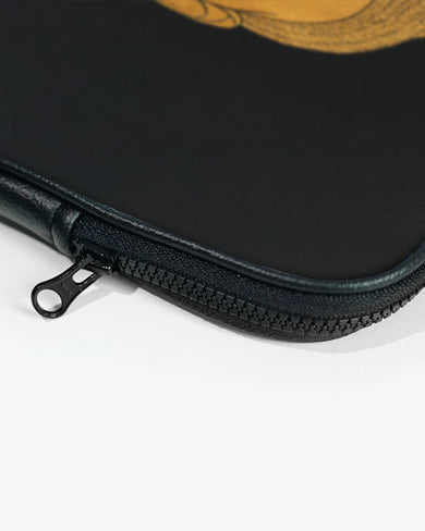 Head of Buddha [Reijer Stolk] MacBook / Laptop Sleeve