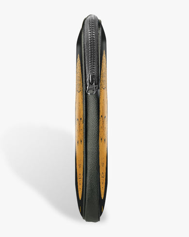 Head of Buddha [Reijer Stolk] MacBook / Laptop Sleeve
