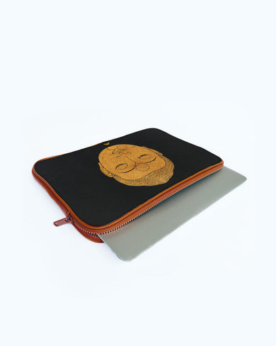 Head of Buddha [Reijer Stolk] MacBook / Laptop Sleeve