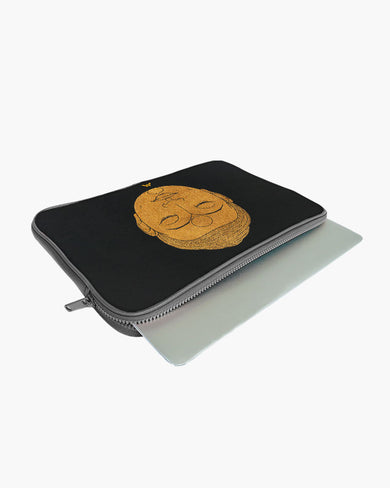 Head of Buddha [Reijer Stolk] MacBook / Laptop Sleeve