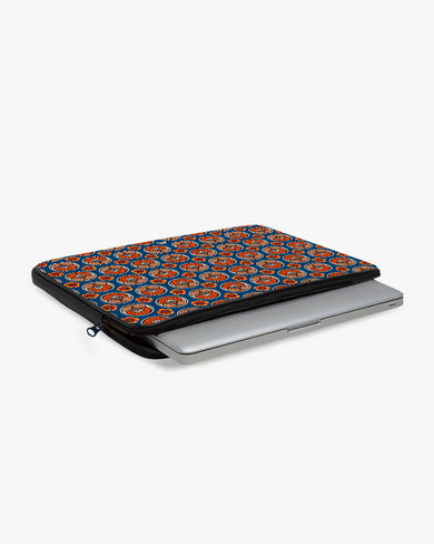 East-Indian Cherries [Julie de Graag] MacBook / Laptop-Sleeve