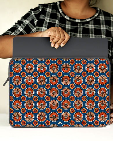 East-Indian Cherries [Julie de Graag] MacBook / Laptop-Sleeve