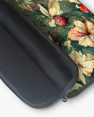 Poppy Portfolio MacBook / Laptop Sleeve