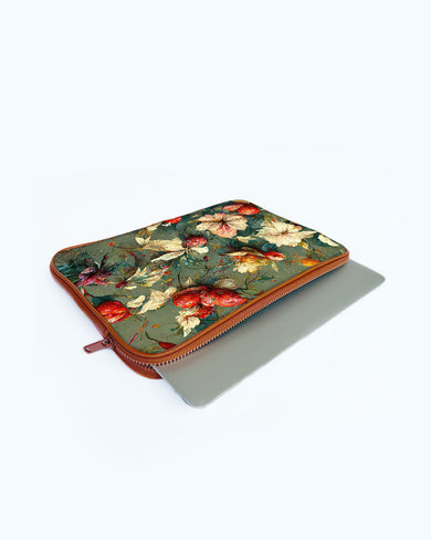 Poppy Portfolio MacBook / Laptop Sleeve
