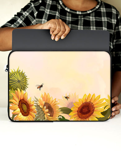 Dazzling Sunflowers MacBook / Laptop Sleeve
