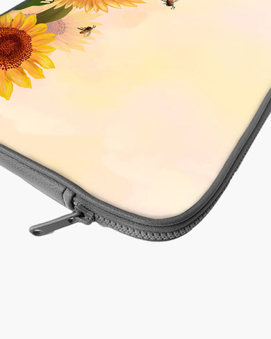 Dazzling Sunflowers MacBook / Laptop Sleeve