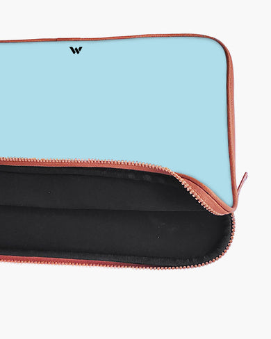 Beryl Waters MacBook / Laptop Sleeve