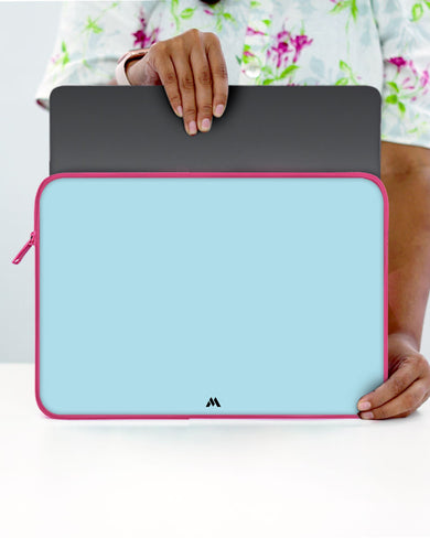 Beryl Waters MacBook / Laptop Sleeve