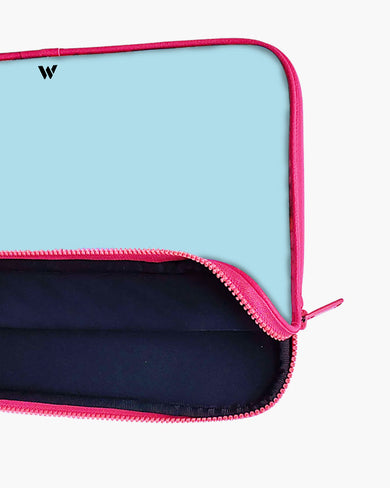 Beryl Waters MacBook / Laptop Sleeve