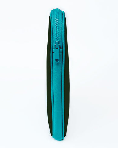 Floating Seaweed MacBook / Laptop Sleeve