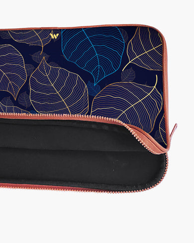 Linear Autumn MacBook / Laptop-Sleeve