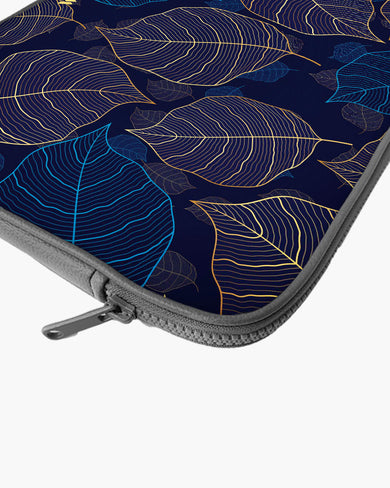 Linear Autumn MacBook / Laptop-Sleeve