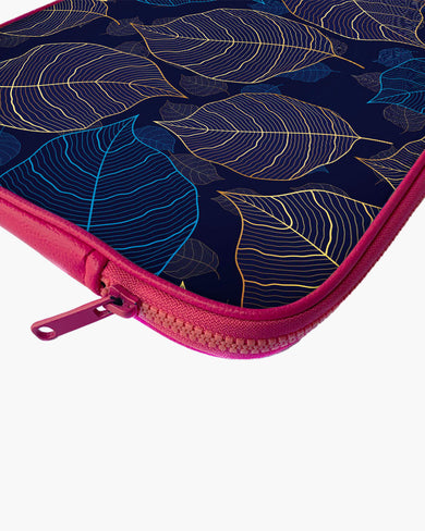 Linear Autumn MacBook / Laptop-Sleeve