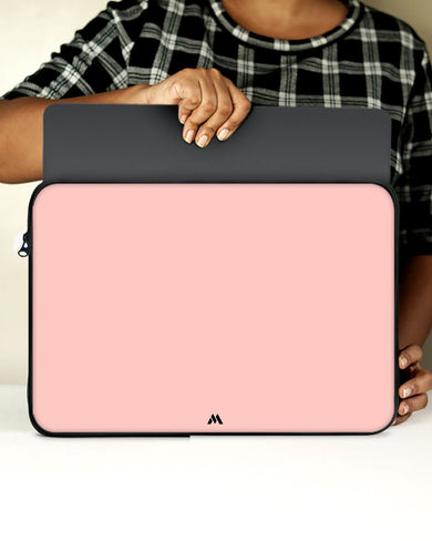 Salmon Pink MacBook / Laptop-Sleeve