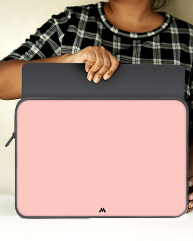 Salmon Pink MacBook / Laptop-Sleeve