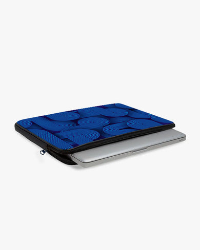 Cobalt Knots MacBook / Laptop Sleeve