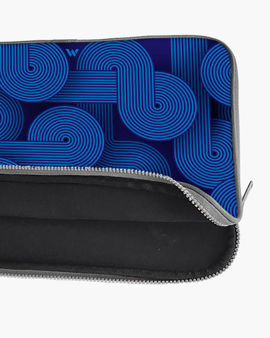 Cobalt Knots MacBook / Laptop Sleeve
