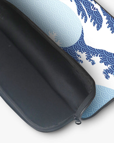 Hokusai Styled Great Wave MacBook / Laptop Sleeve