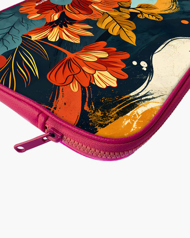 Autumn Carpet [BREATHE] MacBook / Laptop Sleeve