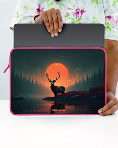 Sundown Sovereign [BREATHE] MacBook / Laptop Sleeve