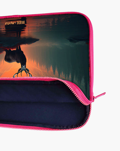 Sundown Sovereign [BREATHE] MacBook / Laptop Sleeve