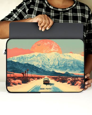 Peak Ignition [BREATHE] MacBook / Laptop Sleeve