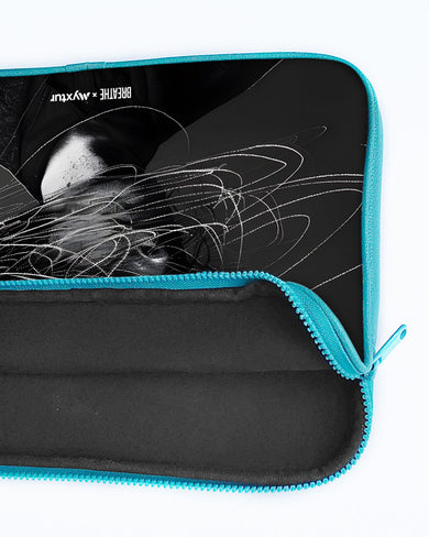 Persona Obscura [BREATHE] MacBook / Laptop Sleeve