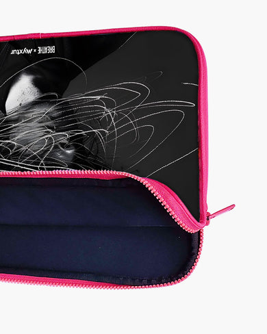 Persona Obscura [BREATHE] MacBook / Laptop Sleeve
