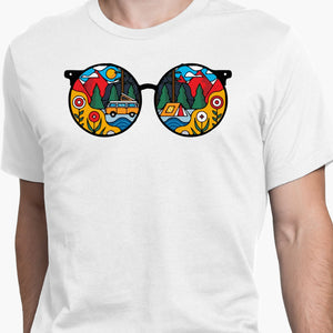 Vacation Spectacles Round-Neck Unisex-T-Shirt